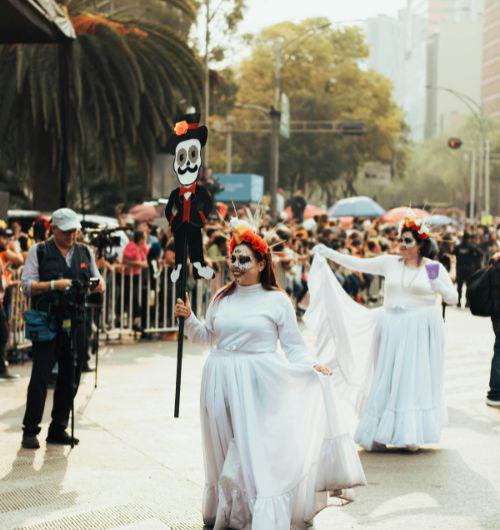 VIVE EL DÍA DE MUERTOS EN MÉXICO COMO NUNCA ANTES
